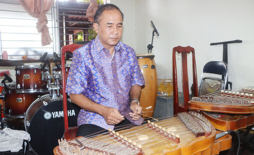 បំ​ផុស​ស្មារតី​បក្ស​ក្នុង​ទឹក​ចិត្ត​មា​មីង​ភូមិ​ស្រុក​