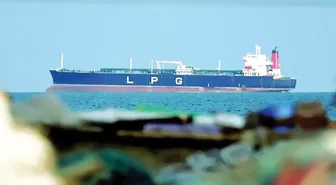 Iran xuất khẩu xăng dầu bất chấp lệnh phong tỏa của Mỹ