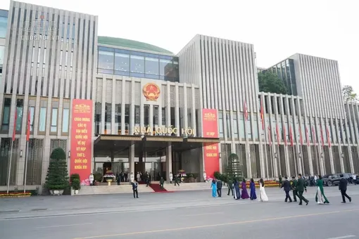 Quốc hội ngày 18/10: Thảo luận về phát triển kinh tế - xã hội và ngân sách Nhà nước