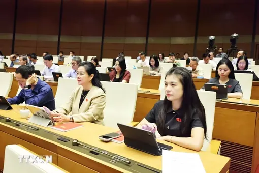 Đường Hồ Chí Minh cơ bản nối thông, chuyển sang nâng cấp mở rộng