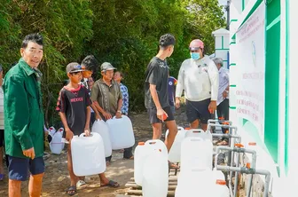 Tiếp tục lắp đặt 17 điểm cấp nước sạch miễn phí cho người dân ven biển, vùng thiếu nước ngọt sử dụng