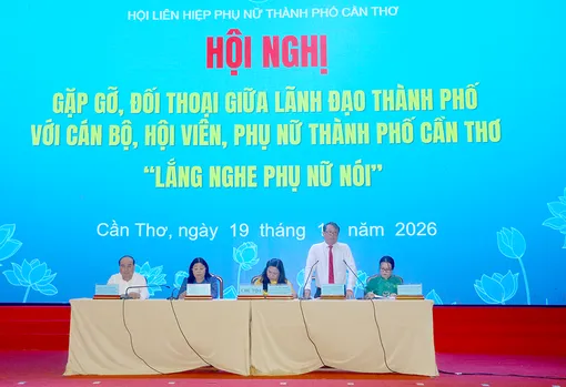 Hội Liên hiệp Phụ nữ TP Cần Thơ họp mặt kỷ niệm Ngày Phụ nữ Việt Nam 20-10 và đối thoại với lãnh đạo thành phố