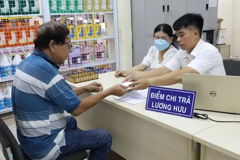 Lịch chi trả lương hưu, trợ cấp bảo hiểm xã hội tháng 11/2026 lưu ý