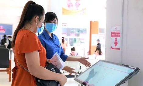 Tích hợp nhiều tiện ích phục vụ an sinh xã hội trên VNeID