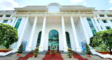 Trường Đại học Sư phạm TP Hồ Chí Minh -  50 năm đóng góp cho sự nghiệp giáo dục