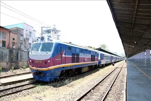 Đường sắt đi trước, mở đường phát triển