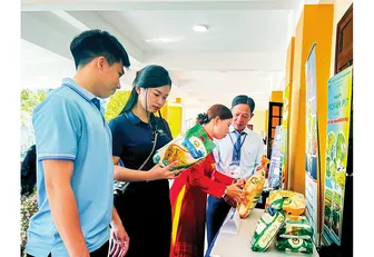 Tiếp sức cho hợp tác xã mở rộng thị trường tiêu thụ