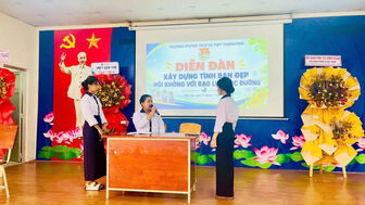 កសាង​មិត្ត​ភាព​ល្អ​ និយាយ​ថា​ទេ​ចំ​ពោះ​អំ​ពើ​ហិង្សា​ក្នុង​សា​លា​រៀន​