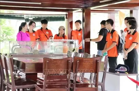 Phát huy giá trị di tích gắn với phát triển du lịch
