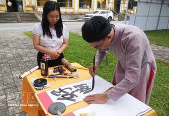 Vietnam Calligraphy Festival celebrates national cultural heritage