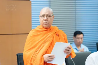 Thượng tọa Lý Minh Đức, đại biểu Quốc hội đơn vị TP Cần Thơ, góp ý dự án Luật Tài nguyên, môi trường biển và hải đảo (sửa đổi)