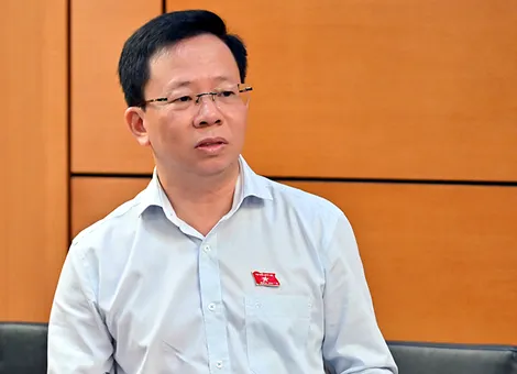 Ông Lê Minh Nam, đại biểu Quốc hội đơn vị TP Cần Thơ, góp ý dự án Luật Phát triển công nghiệp văn hóa