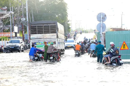 Triều cường rằm tháng 9 âm lịch dâng cao vượt báo động III trong những ngày sắp tới