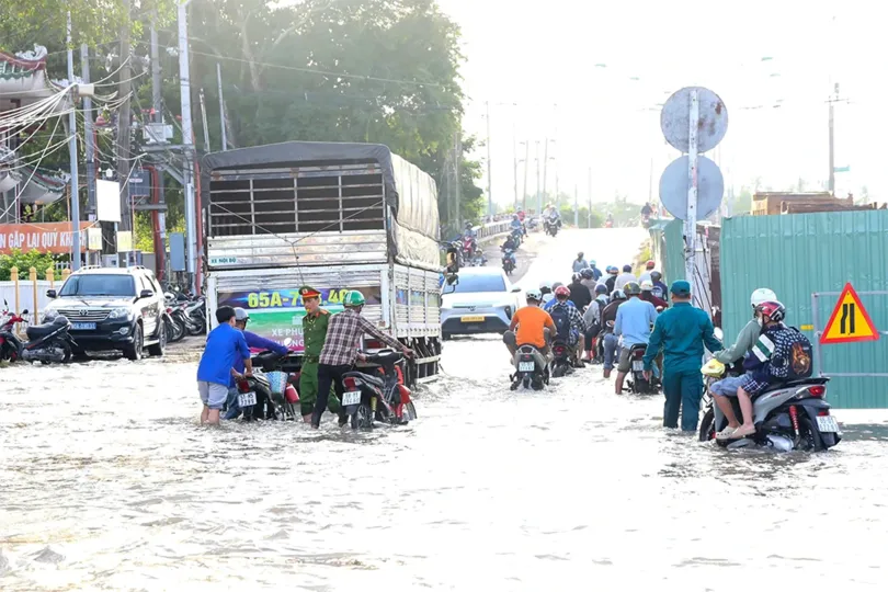 Triều cường rằm tháng 9 âm lịch dâng cao vượt báo động III trong những ngày sắp tới