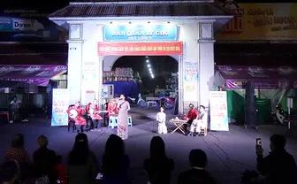 Đưa đờn ca tài tử ra chợ phục vụ nhân dân và du khách