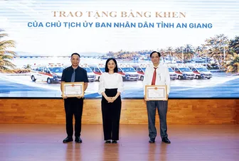 Vinmec trao kỹ năng cứu người, vun đắp “lá chắn an toàn” cho Phú Quốc Vinmec trao kỹ năng cứu người, vun đắp “lá chắn an toàn” cho Phú Quốc