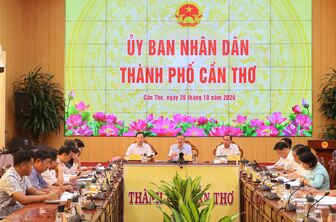 ទី​ក្រុង​កឹង​ធើ​ ផ្តោត​លើ​ការ​ដោះ​ស្រាយ​បញ្ហា​រាំង​ស្ទះ​ ដើម្បី​ជំ​រុញ​កំ​ណើន​សេដ្ឋ​កិច្ច​នៅ​ចុង​ឆ្នាំ
