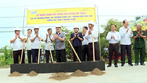 Khởi công cầu kênh Bờ Tràm