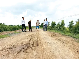 Gần10 năm, tuyến đê quốc phòng vẫn chưa hoàn thiện