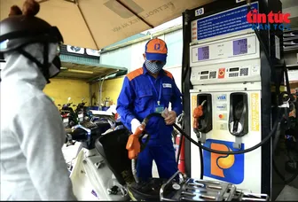 Giá xăng dầu tăng từ 15 giờ ngày 29/10