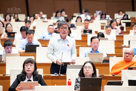 Ông Nguyễn Mạnh Hùng, đại biểu Quốc hội đơn vị TP Cần Thơ, góp ý dự án Luật Đất đai (sửa đổi)