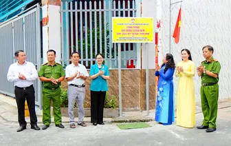 Nêu gương vì cộng đồng, xây dựng mái ấm