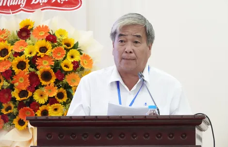Nhà thơ Hoàng Liên Phương đắc cử Chủ tịch Hội Nhà văn TP Cần Thơ