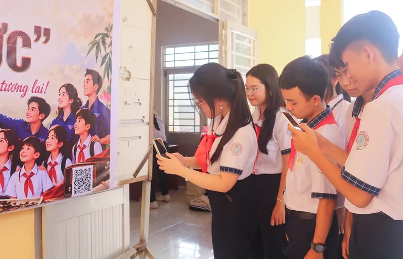 Nâng cao bản lĩnh chính trị của thế hệ trẻ